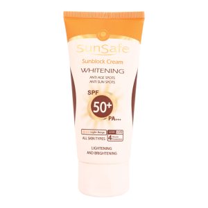 کرم ضد آفتاب روشن کننده سان سیف، با spf50 قدرت محافظتی بالایی داشته و در رفع و جلوگیری از ایجاد لک‌های پوستی موثر است. حاوی مواد موثر رطوبت رسان پوست بوده و موجب تقویت ساختار آن می‌شود